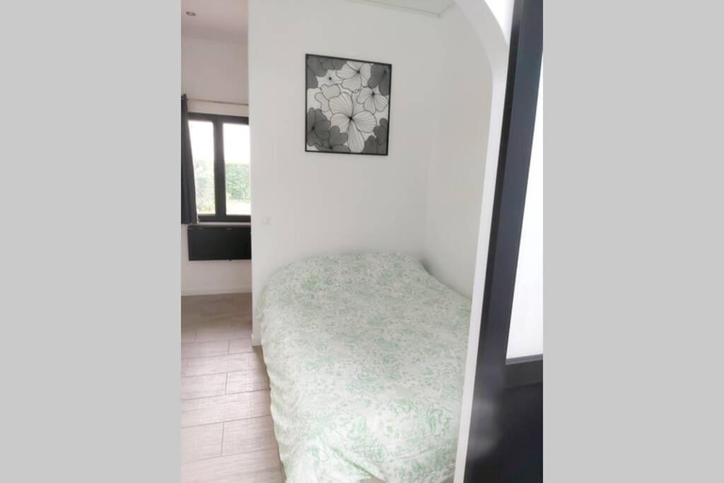 Superbe Studio 15 M²,Proche Disney, Asterix, Cdg Apartment Gressy Exterior photo